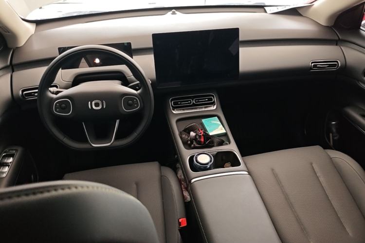 Used CHANGAN NEVO Q05 2026 Model 405Air Center Console