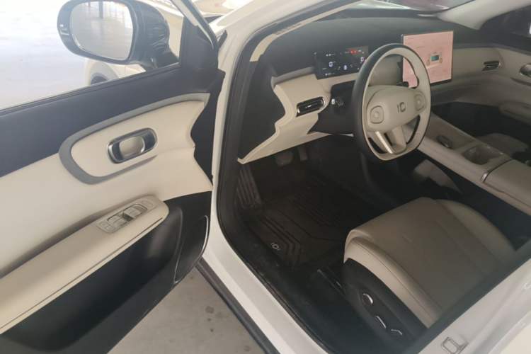 Used CHANGAN NEVO Q05 2026 Model 506 Max Driver Seat