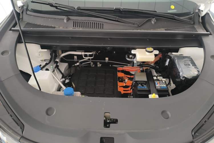 Used CHANGAN NEVO Q05 2026 Model 405Max Engine Bay