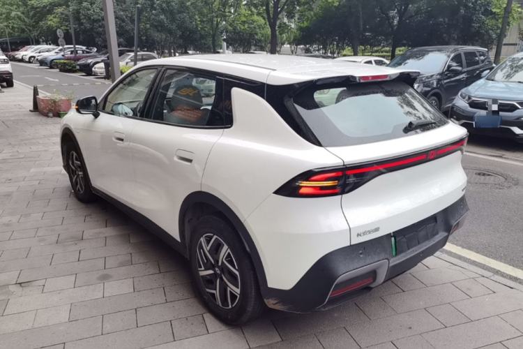 Used CHANGAN NEVO Q05 2026 Model 405Max Exterior 2