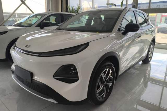 Used CHANGAN NEVO Q05 2026 Model 405Max