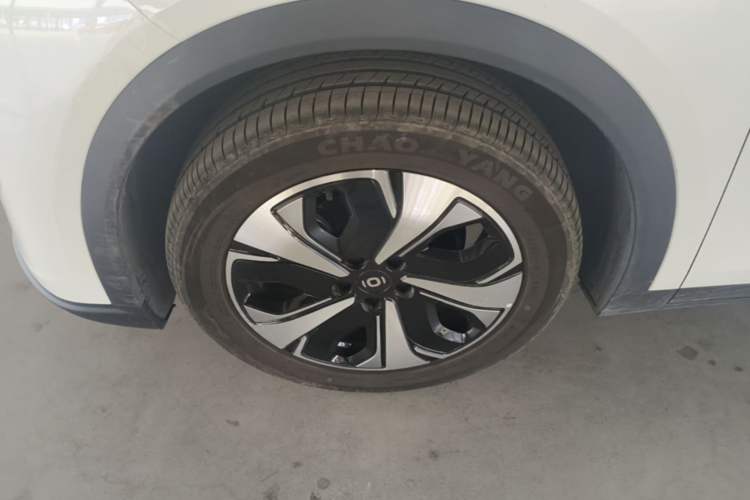 Used CHANGAN NEVO Q05 2026 Model 506 Max Left Front Wheel Hub
