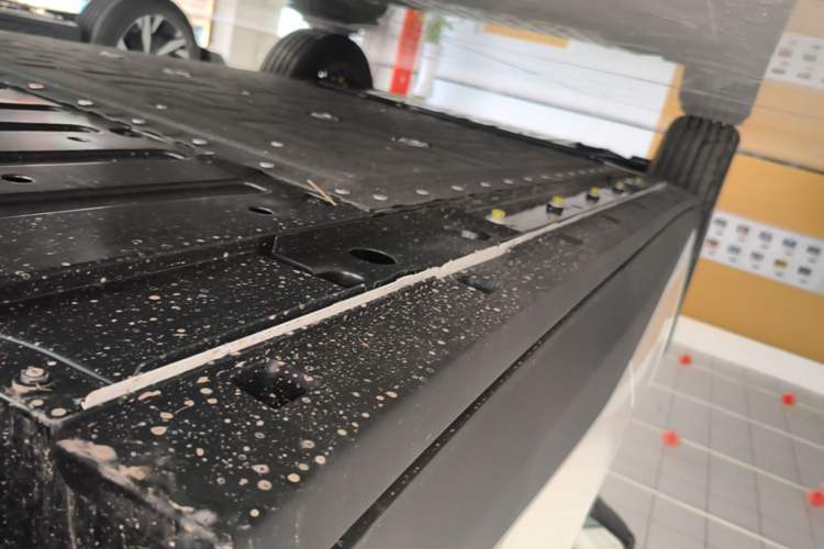 Used CHANGAN NEVO Q05 2026 Model 405Max Left Side Sill