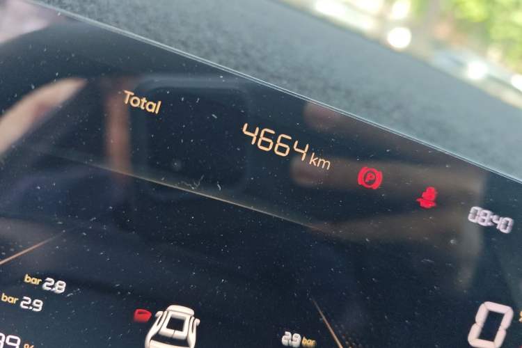 Used CHANGAN NEVO Q05 2026 Model 405Air Odometer Close Up