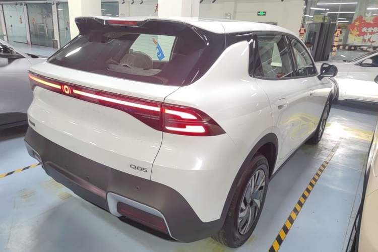 Used CHANGAN NEVO Q05 2026 Model 405Air Rear Right 45 Deg