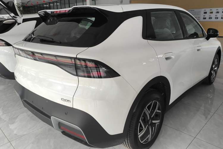 Used CHANGAN NEVO Q05 2026 Model 405Max Rear Right 45 Deg