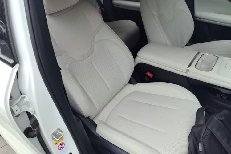 Used CHANGAN NEVO Q05 2026 Model 405Max Right Front Seat