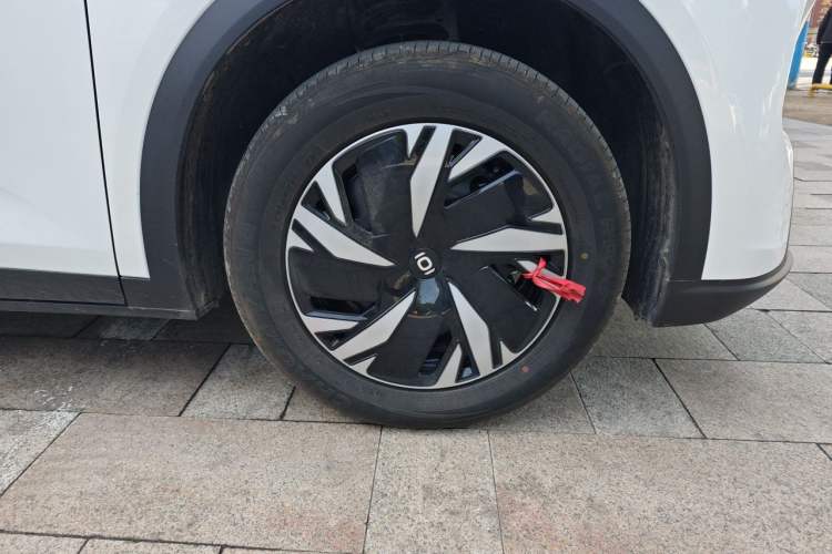 Used CHANGAN NEVO Q05 2026 Model 405Air Right Front Wheel Hub