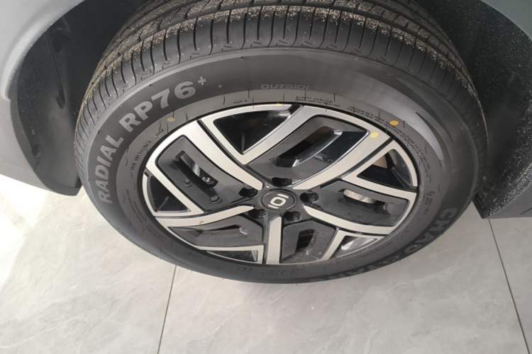 Used CHANGAN NEVO Q05 2026 Model 405Max Right Rear Wheel Hub