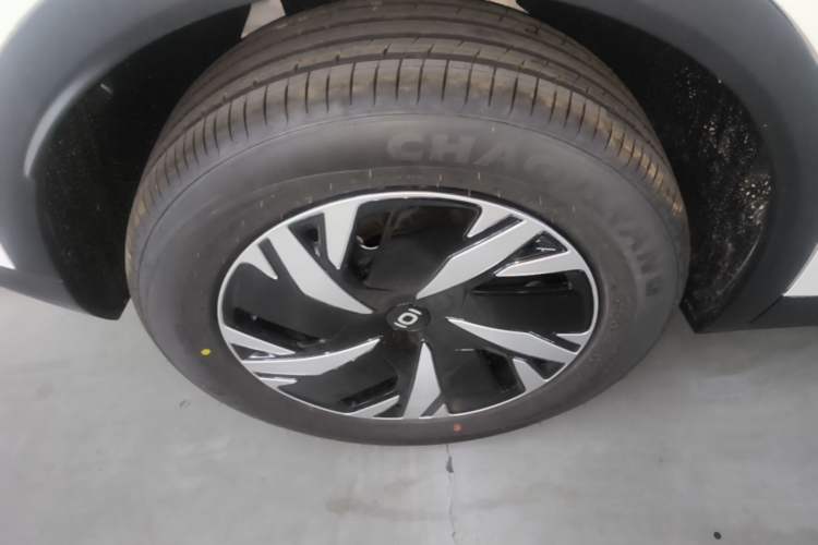 Used CHANGAN NEVO Q05 2026 Model 405Air Right Rear Wheel Hub