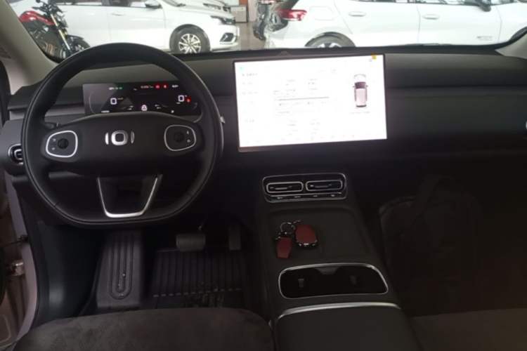 Used CHANGAN NEVO Q05 2026 Model 405Air Center Console