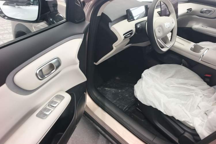 Used CHANGAN NEVO Q05 2026 Model 405Max Driver Seat