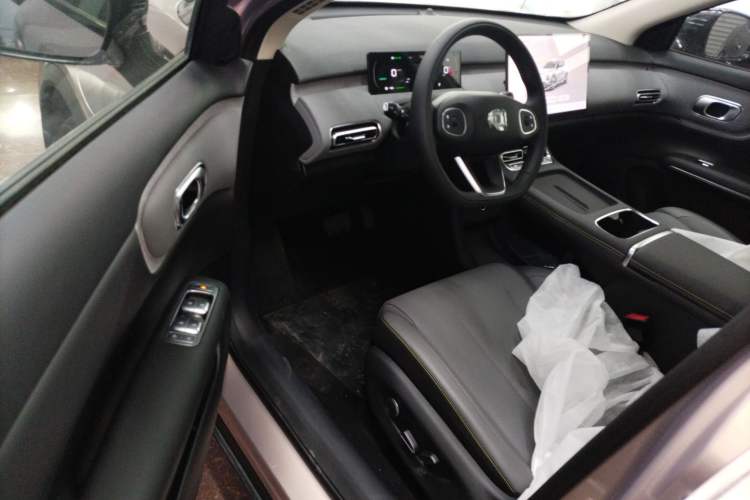 Used CHANGAN NEVO Q05 2026 Model 506 Max Driver Seat