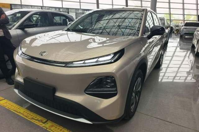 Used CHANGAN NEVO Q05 2026 Model 405Max