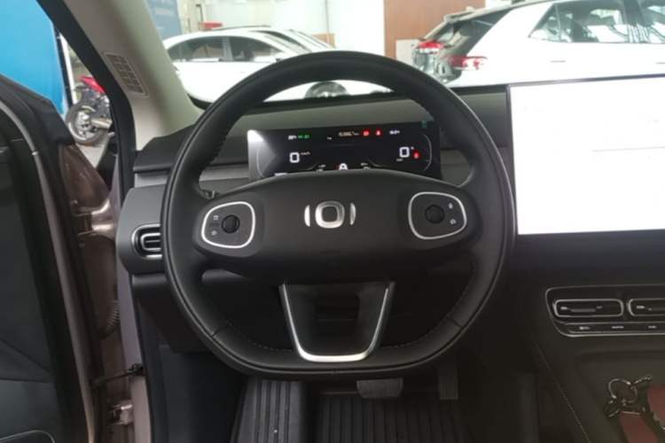 Used CHANGAN NEVO Q05 2026 Model 405Air Steering Wheel