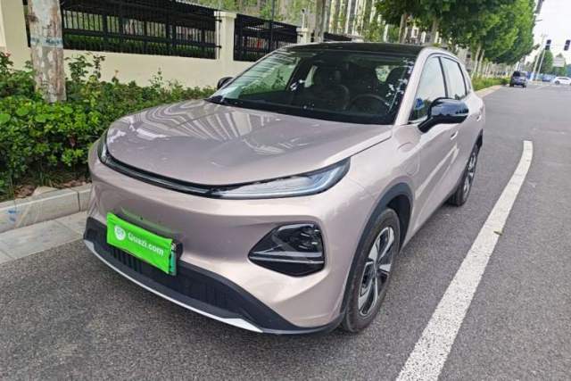 Używany CHANGAN NEVO Q05 2026 Model 506 Max