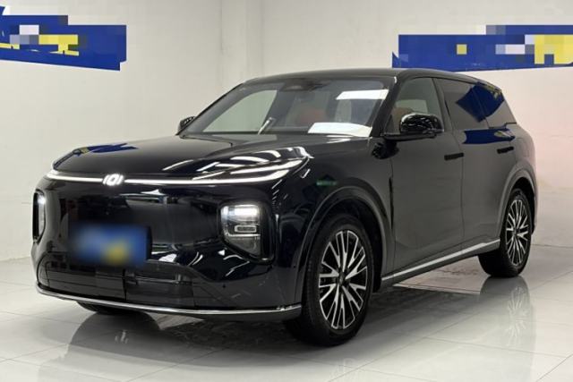 Ojetý CHANGAN NEVO Q07 2025 215 Flagship PLUS
