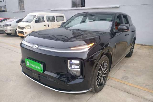 Ojetý CHANGAN NEVO Q07 2025 215 Prestige Edition
