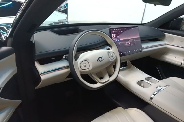 Used CHANGAN NEVO Q07 2025 215 Prestige Edition Center Console