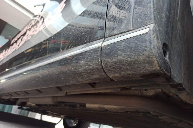 Used CHANGAN NEVO Q07 2025 215 Flagship PLUS Chassis Front Right