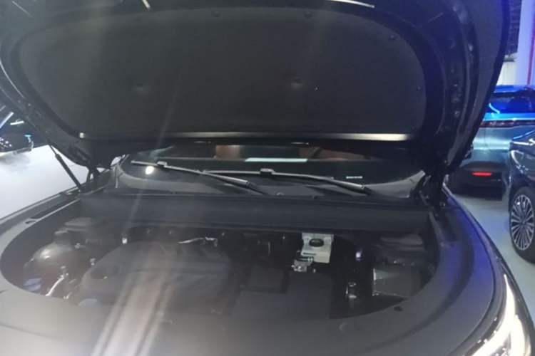 Used CHANGAN NEVO Q07 2025 215 Prestige Edition Engine Bay