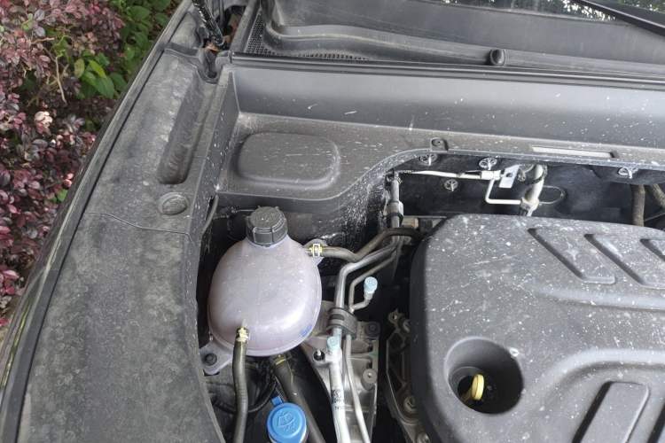 Used CHANGAN NEVO Q07 2025 215 Prestige Edition Engine Bay Right
