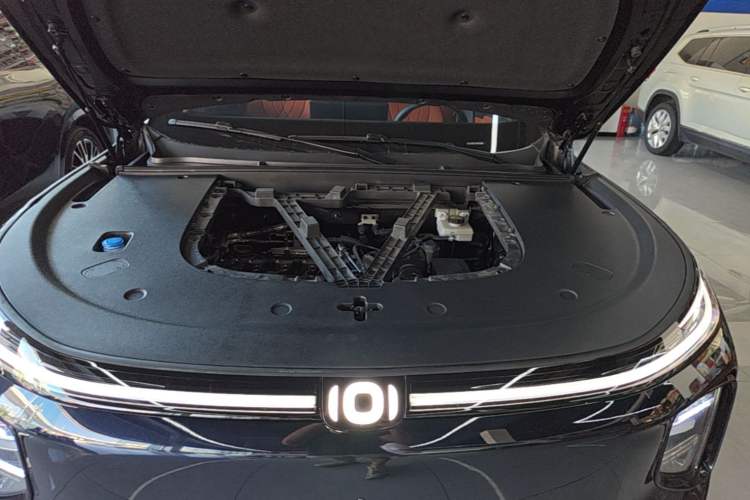 Used CHANGAN NEVO Q07 2025 215 Flagship Edition Engine Bay