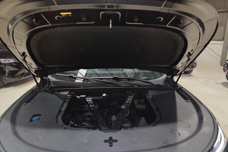 Used CHANGAN NEVO Q07 2025 215 Flagship Edition Engine Bay