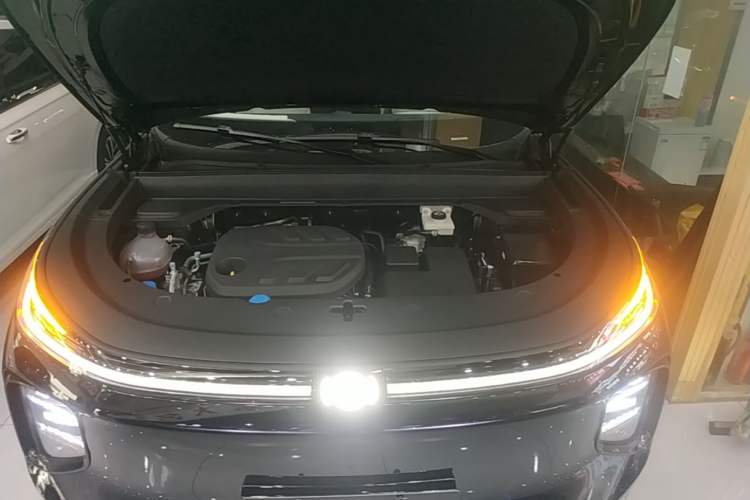 Used CHANGAN NEVO Q07 2025 145 Prestige Edition Engine Bay