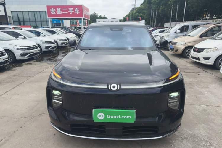 Used CHANGAN NEVO Q07 2025 215 Flagship PLUS Exterior 1