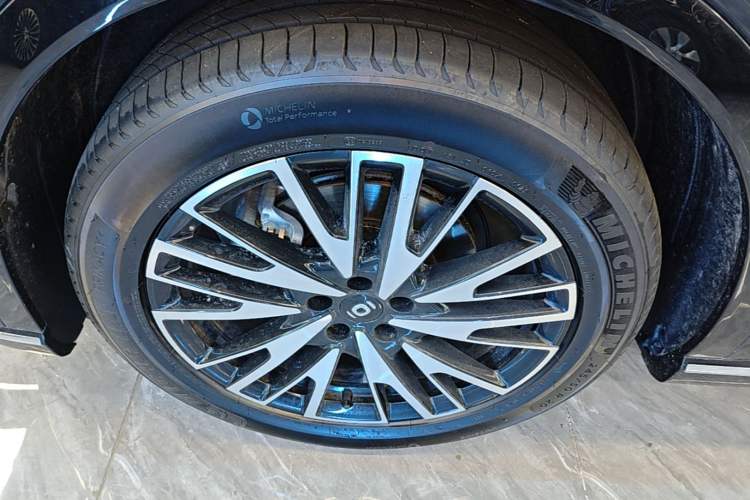 Used CHANGAN NEVO Q07 2025 215 Flagship PLUS Exterior 3