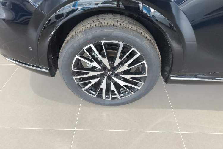 Used CHANGAN NEVO Q07 2025 215 Prestige Edition Exterior 5