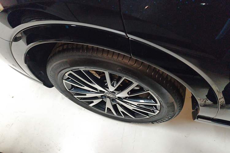 Used CHANGAN NEVO Q07 2025 215 Flagship PLUS Exterior 5