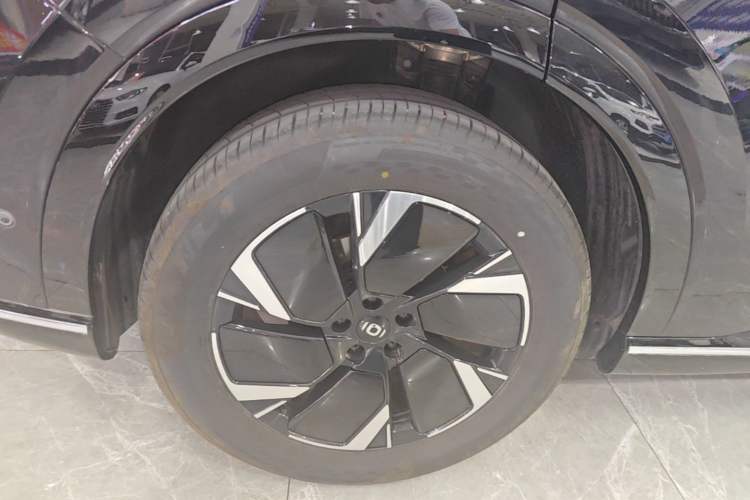 Used CHANGAN NEVO Q07 2025 145 Zun Yao Trim Exterior 5