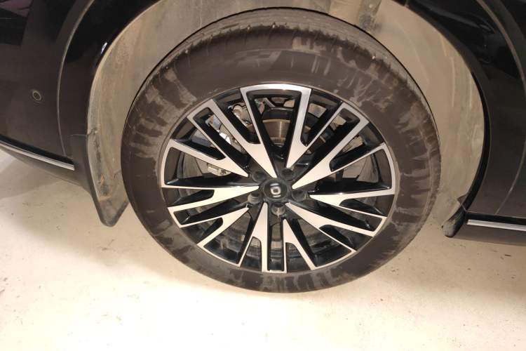 Used CHANGAN NEVO Q07 2025 215 Flagship Edition Exterior 8