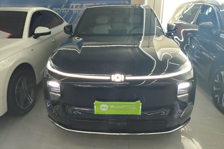 Used CHANGAN NEVO Q07 2025 215 Prestige Edition Front