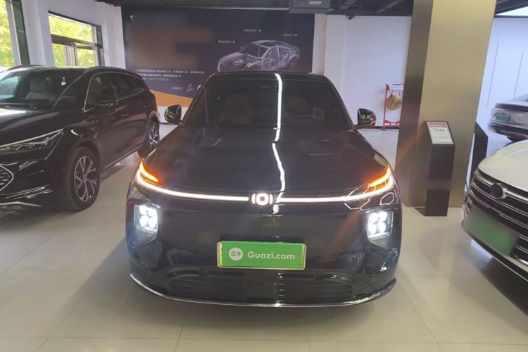 Used CHANGAN NEVO Q07 2025 215 Flagship Edition Front