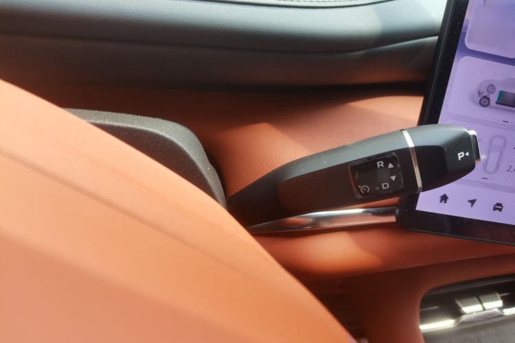 Used CHANGAN NEVO Q07 2025 215 Prestige Edition Gear Lever