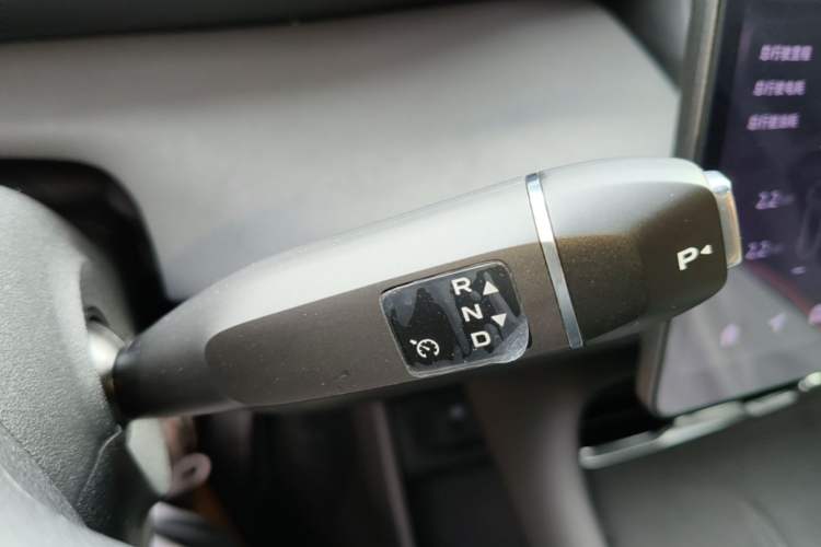 Used CHANGAN NEVO Q07 2025 145 Prestige Edition Gear Lever