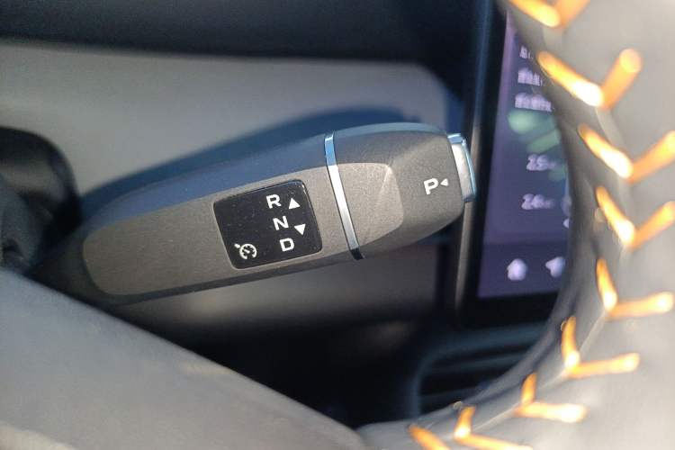 Used CHANGAN NEVO Q07 2025 215 Flagship PLUS Gear Lever