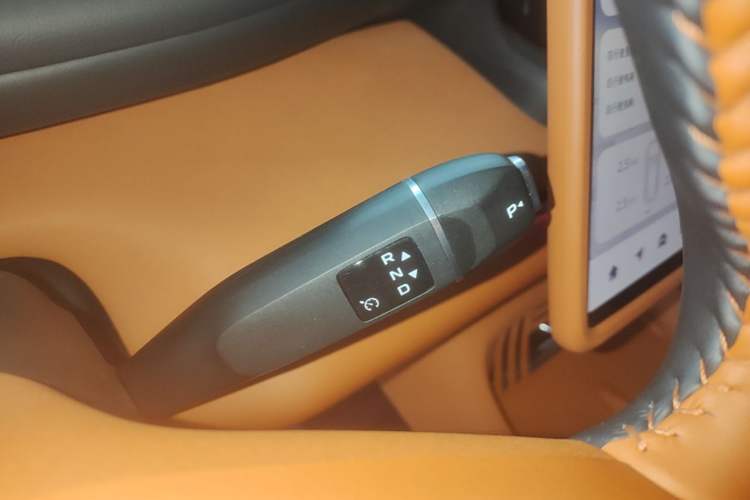 Used CHANGAN NEVO Q07 2025 145 Prestige Edition Gear Lever