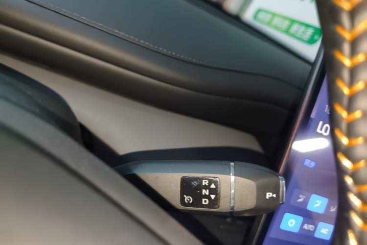 Used CHANGAN NEVO Q07 2025 215 Prestige Edition Gear Lever