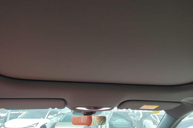 Used CHANGAN NEVO Q07 2025 215 Flagship Edition Headliner