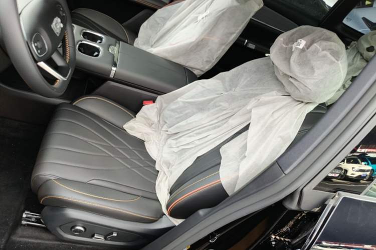 Used CHANGAN NEVO Q07 2025 145 Prestige Edition Left Front Seat