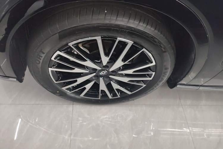 Used CHANGAN NEVO Q07 2025 215 Prestige Edition Left Front Wheel Hub