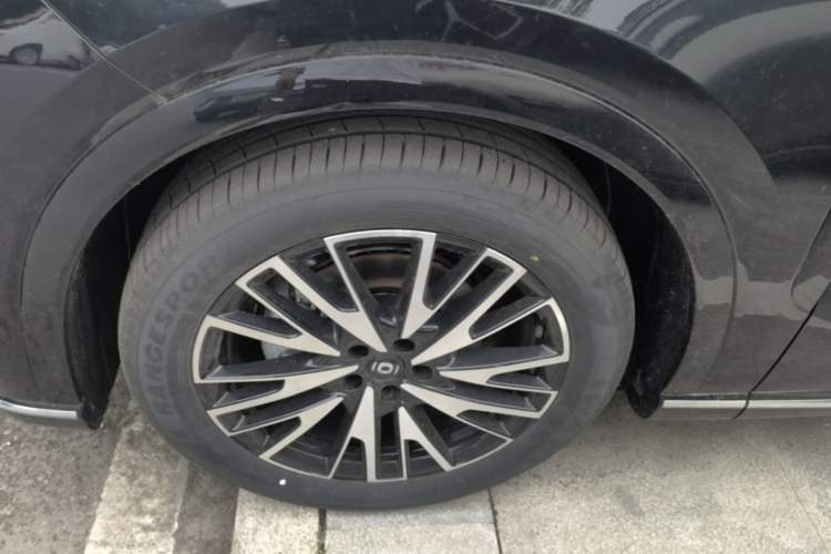 Used CHANGAN NEVO Q07 2025 215 Prestige Edition Left Front Wheel Hub