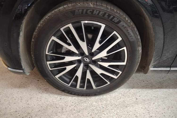 Used CHANGAN NEVO Q07 2025 215 Flagship PLUS Left Front Wheel Hub