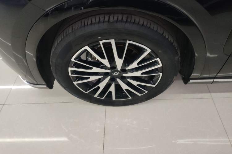 Used CHANGAN NEVO Q07 2025 215 Prestige Edition Left Front Wheel Hub