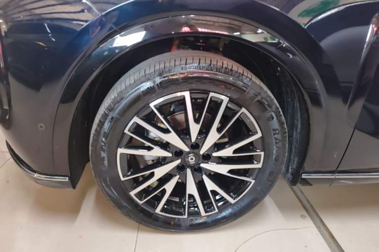 Used CHANGAN NEVO Q07 2025 215 Prestige Edition Left Front Wheel Hub