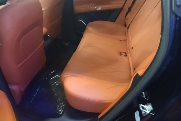 Used CHANGAN NEVO Q07 2025 215 Prestige Edition Left Rear Seat